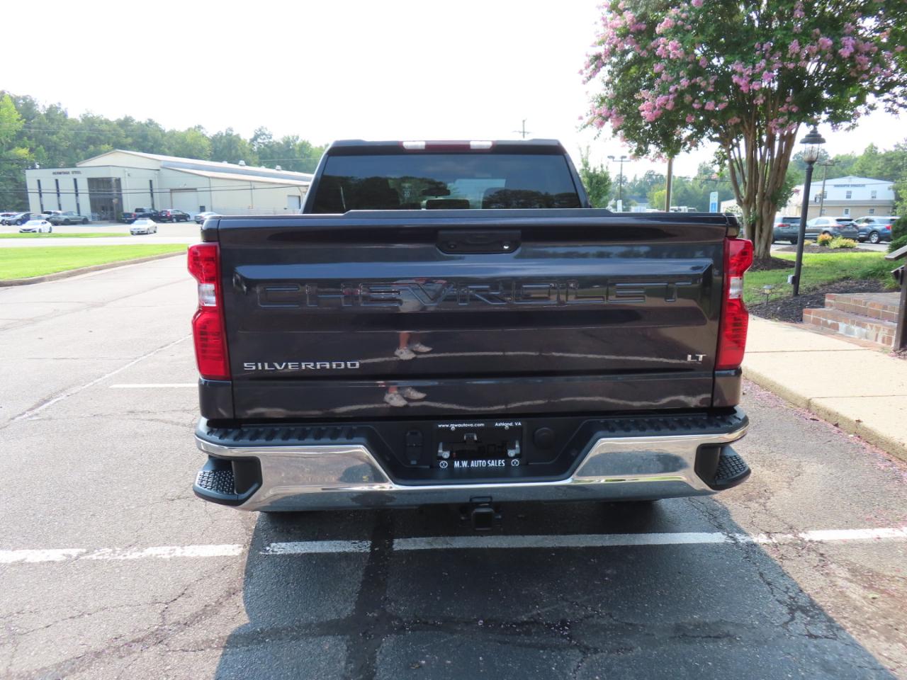 Chevrolet Silverado 1500 LT Crew Cab 4WD 2023