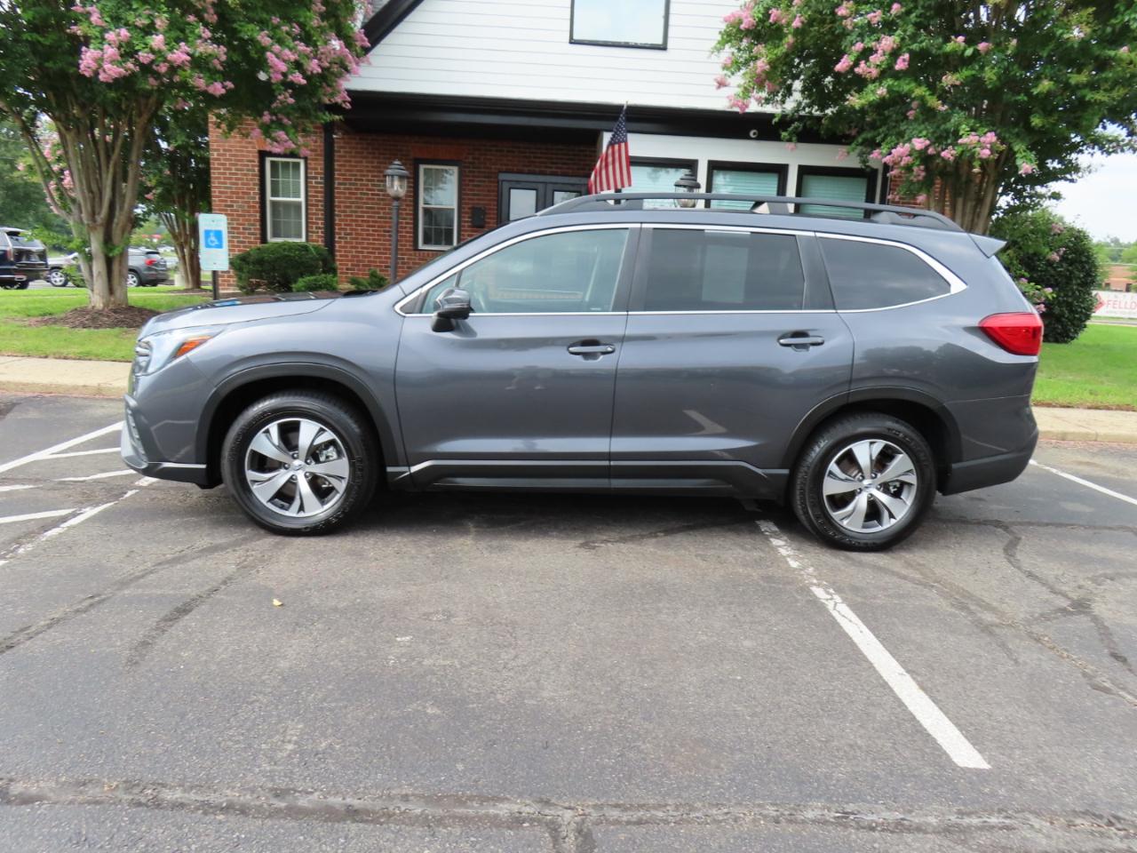 Subaru Ascent Premium 2023