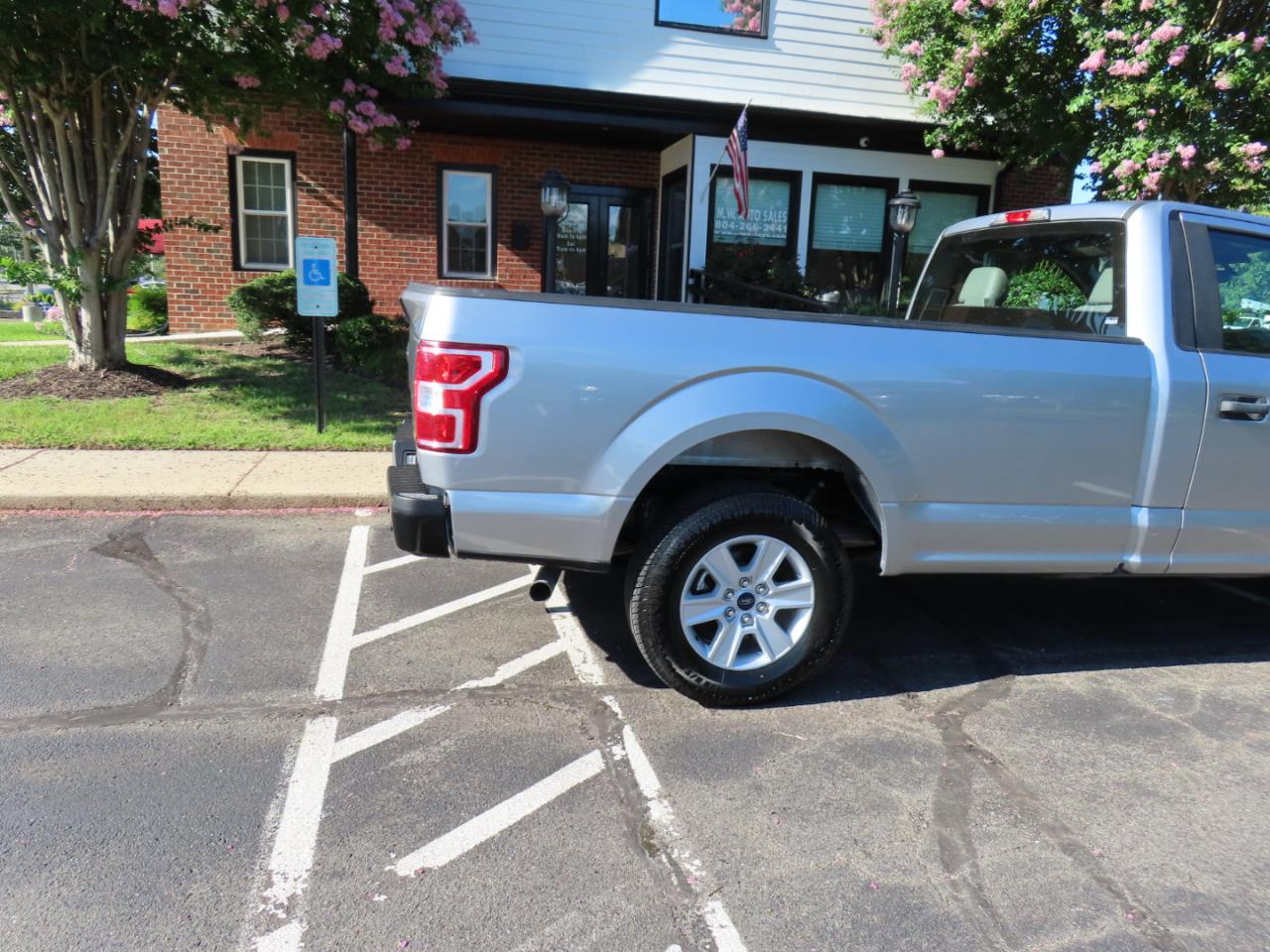 Ford F-150 XL 8-ft. Bed 2WD 2020