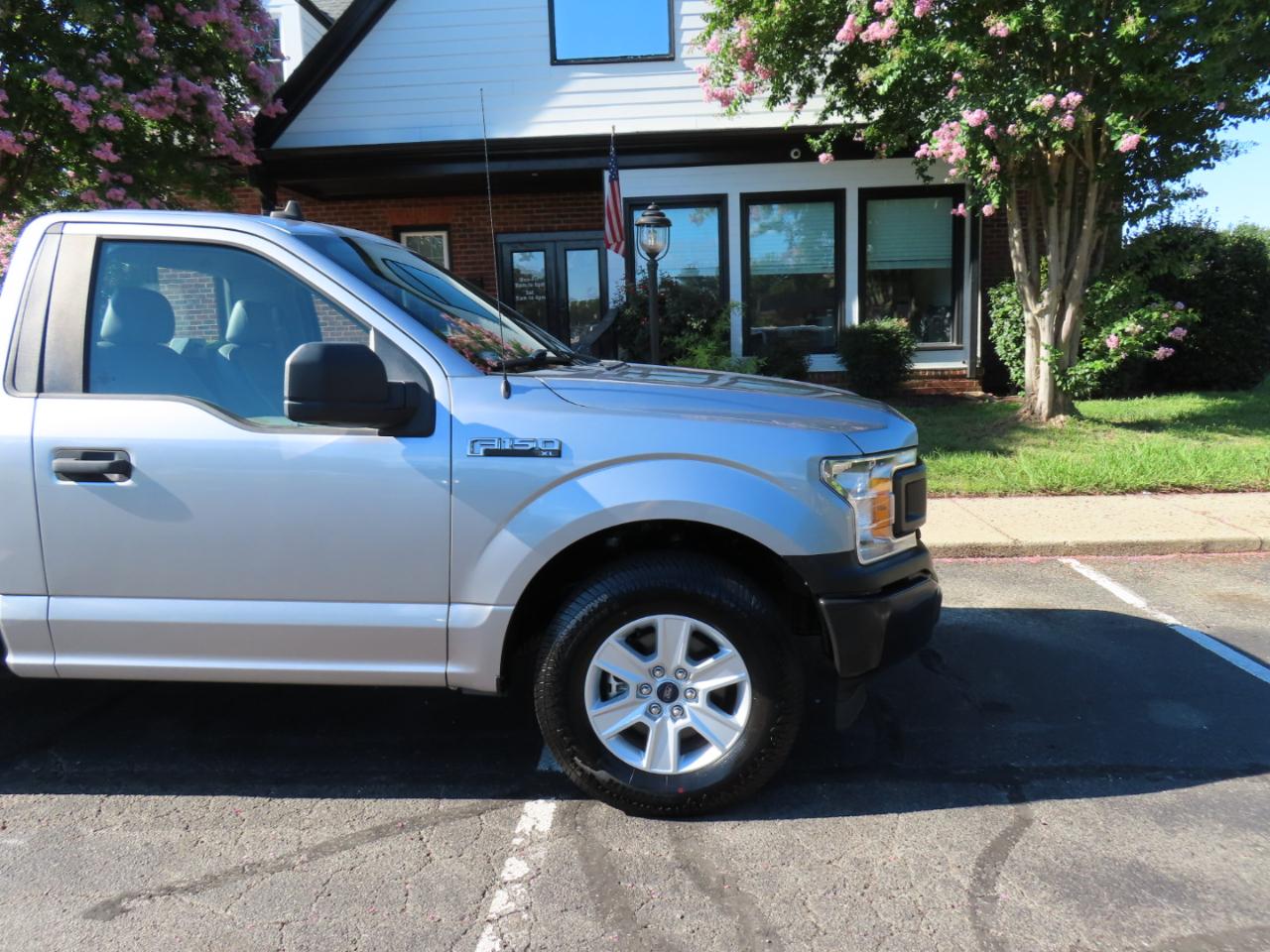 Ford F-150 XL 8-ft. Bed 2WD 2020