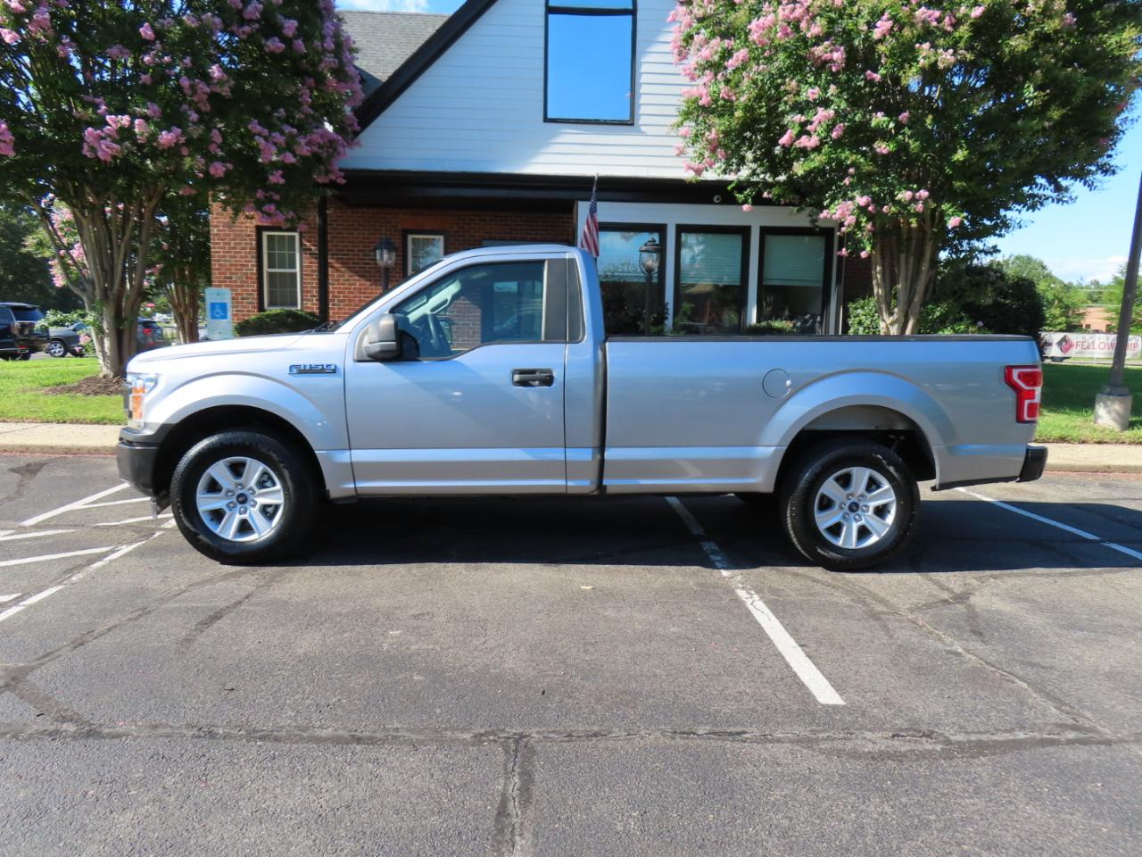 Ford F-150 XL 8-ft. Bed 2WD 2020