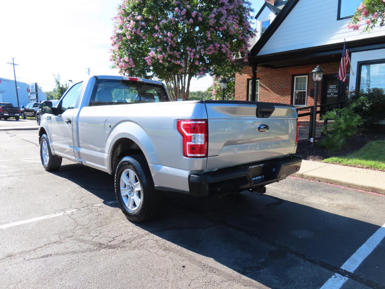 Ford F-150 XL 8-ft. Bed 2WD 2020