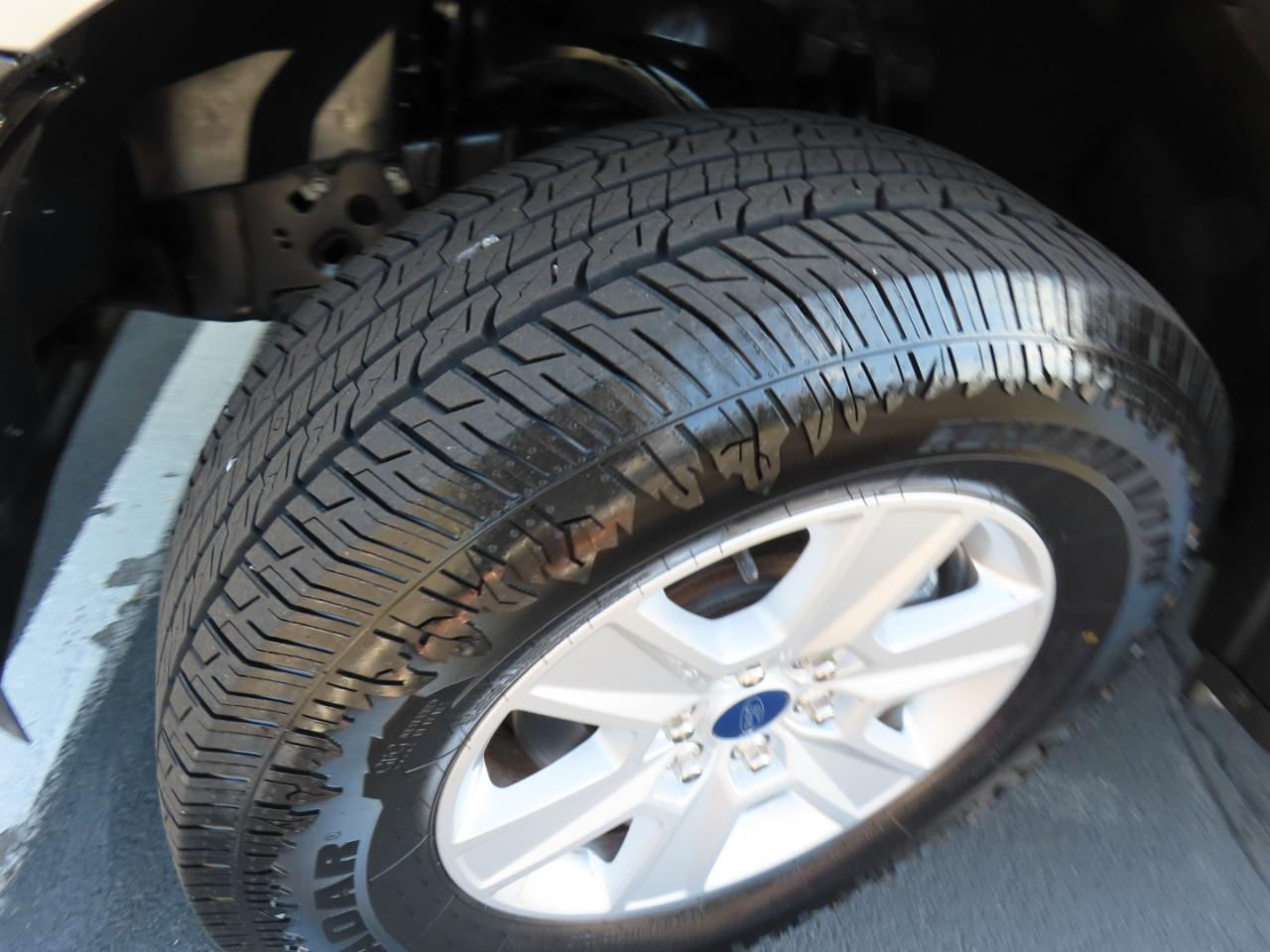 Ford F-150 XL 8-ft. Bed 2WD 2020