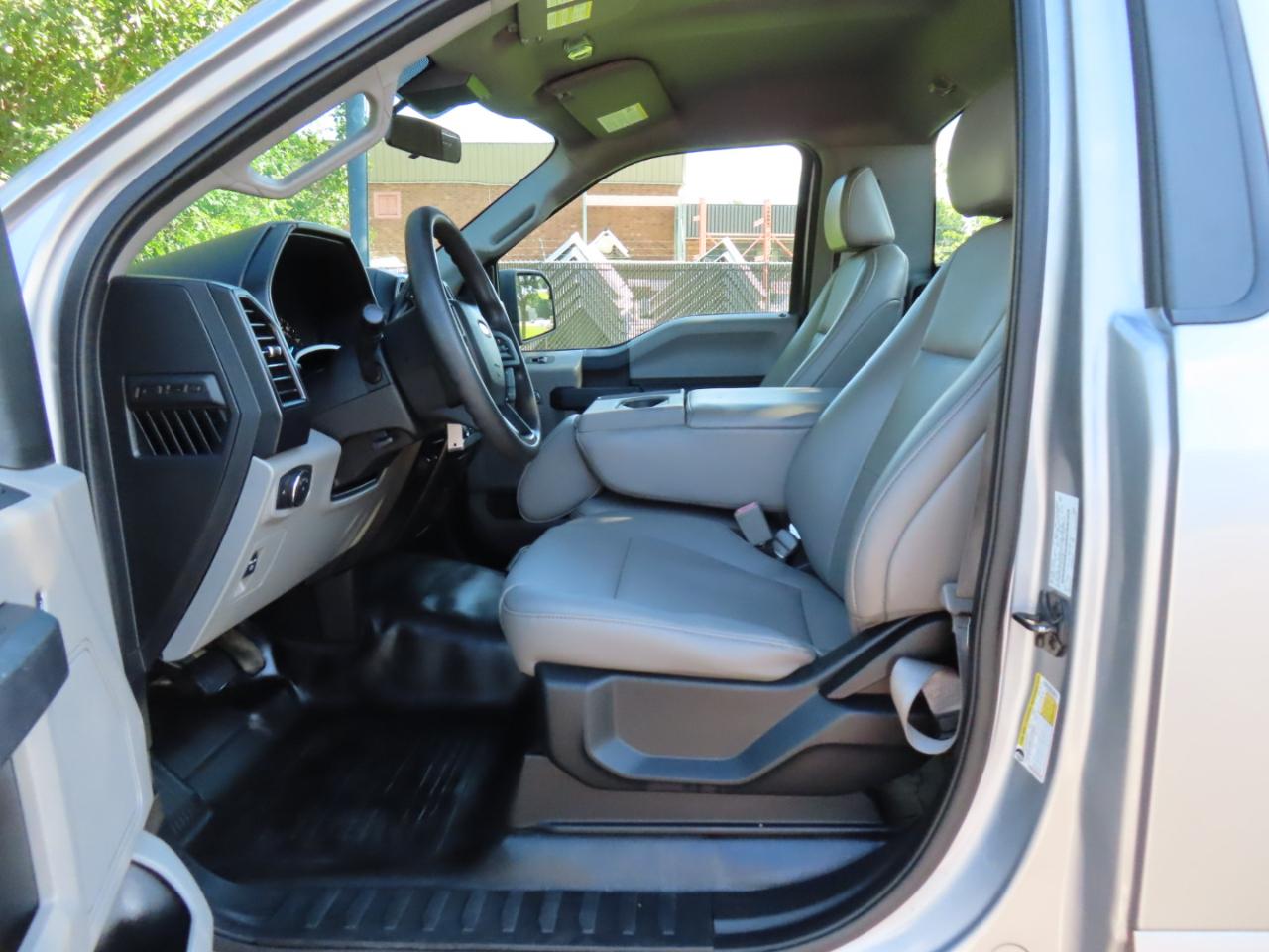 Ford F-150 XL 8-ft. Bed 2WD 2020