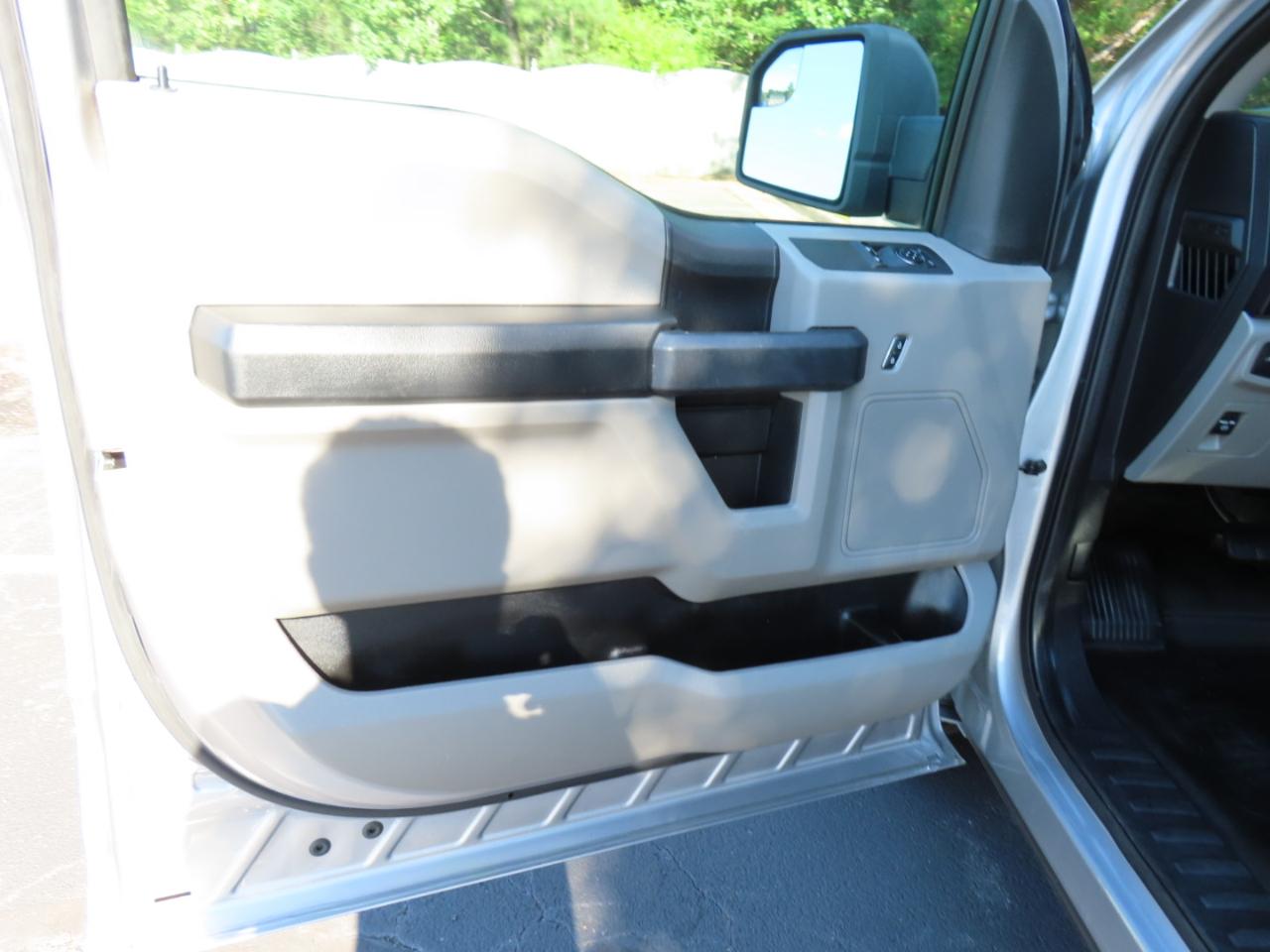 Ford F-150 XL 8-ft. Bed 2WD 2020