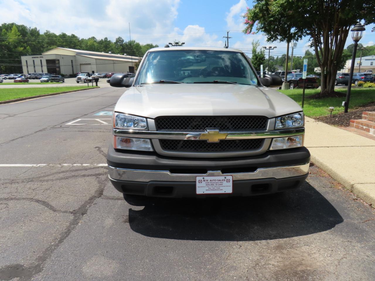 Chevrolet Silverado 1500 LS Ext. Cab Short Bed 2WD 2004