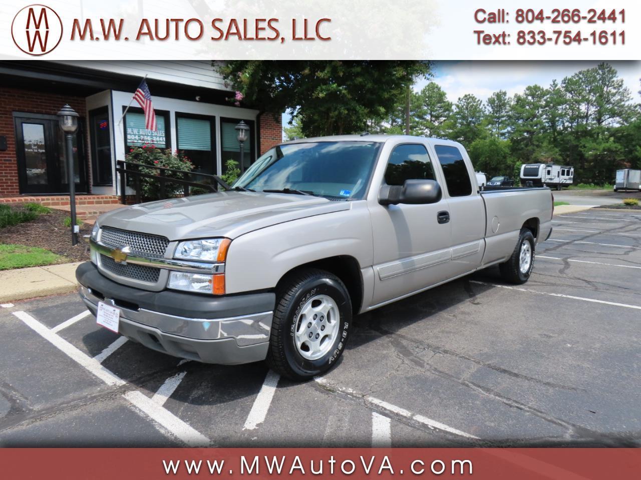 2004 Chevrolet Silverado 1500 LS Ext. Cab Short Bed 2WD