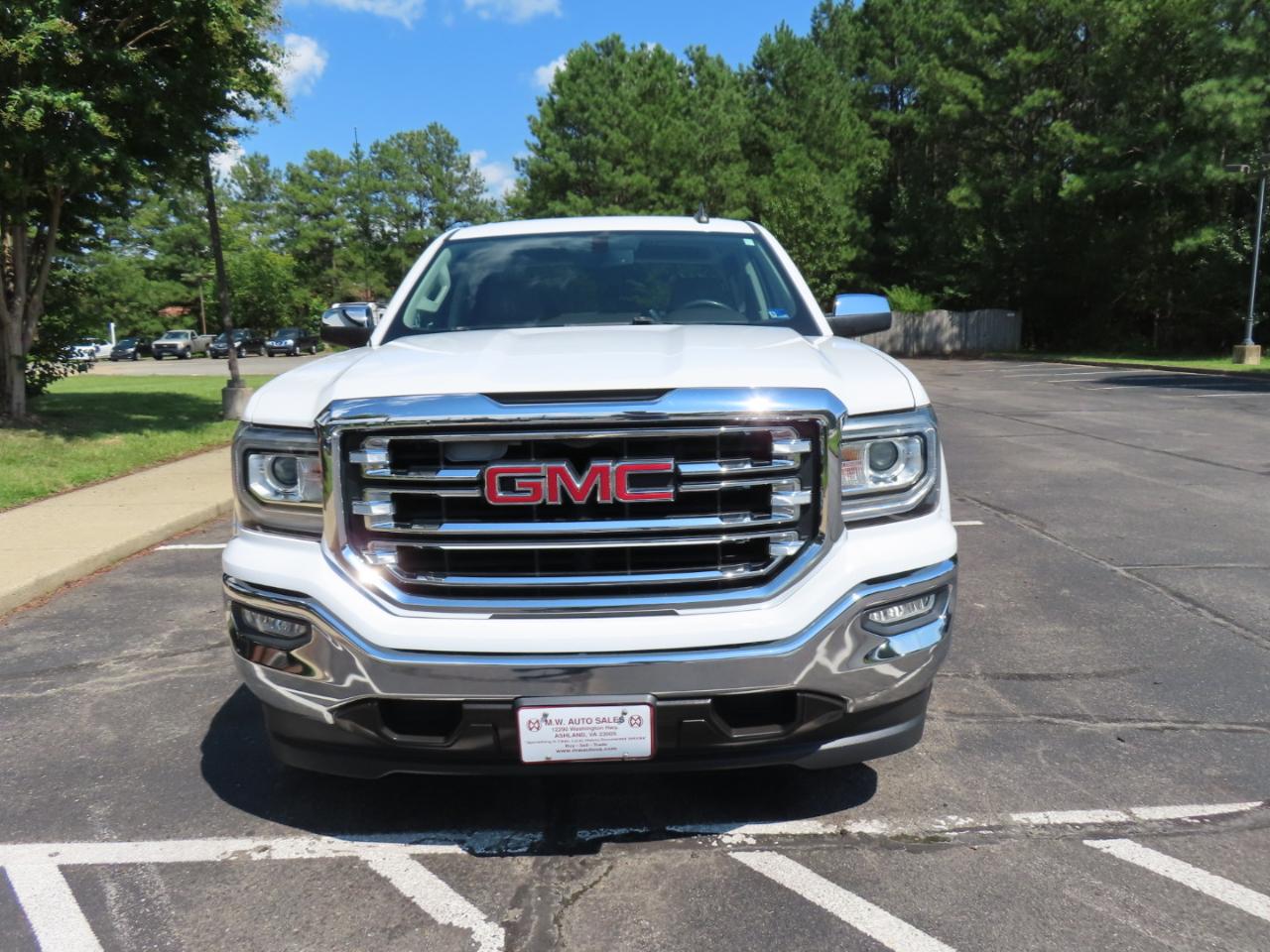 GMC Sierra 1500 SLT Crew Cab Long Box 2WD 2017
