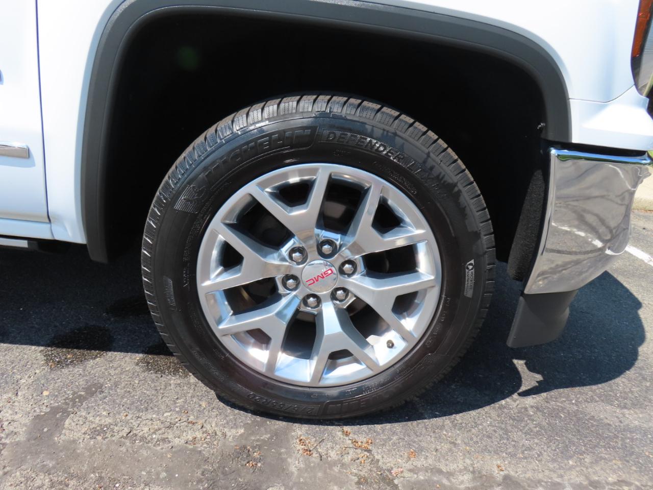 GMC Sierra 1500 SLT Crew Cab Long Box 2WD 2017