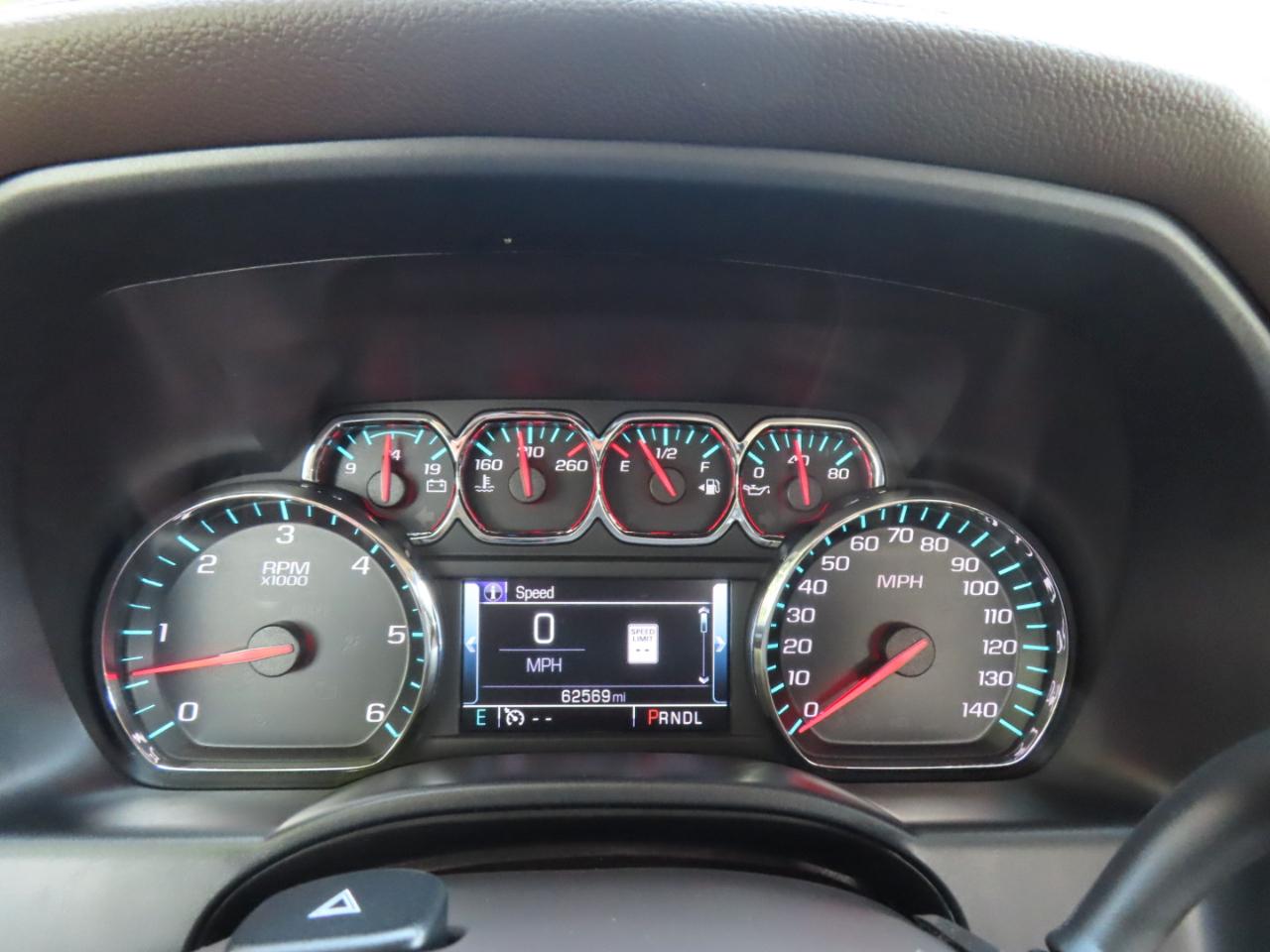 GMC Sierra 1500 SLT Crew Cab Long Box 2WD 2017