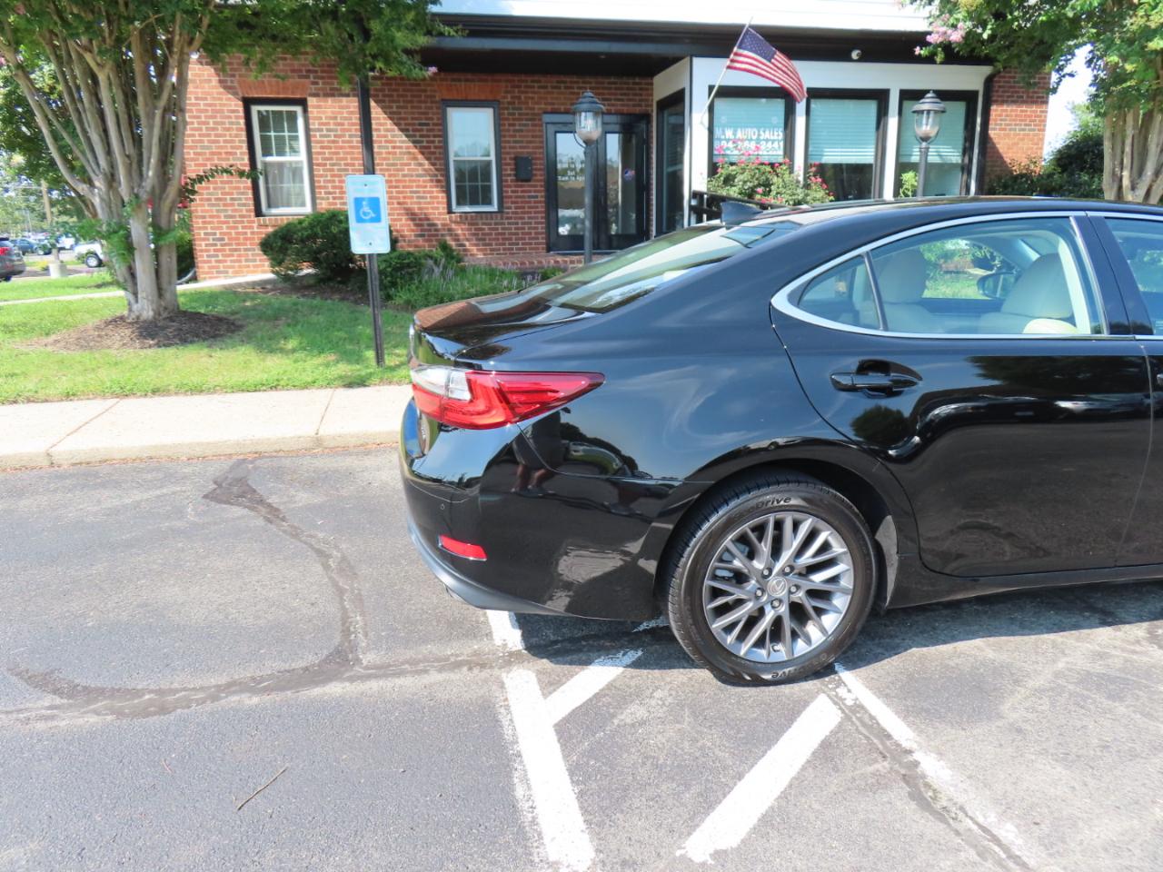 Lexus ES 350 Sedan 2018
