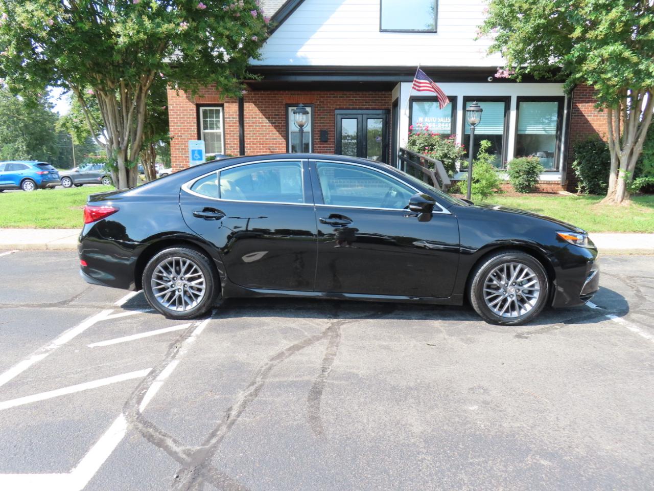 Lexus ES 350 Sedan 2018