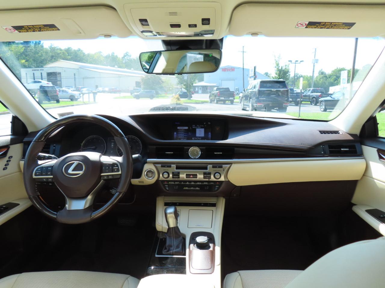 Lexus ES 350 Sedan 2018