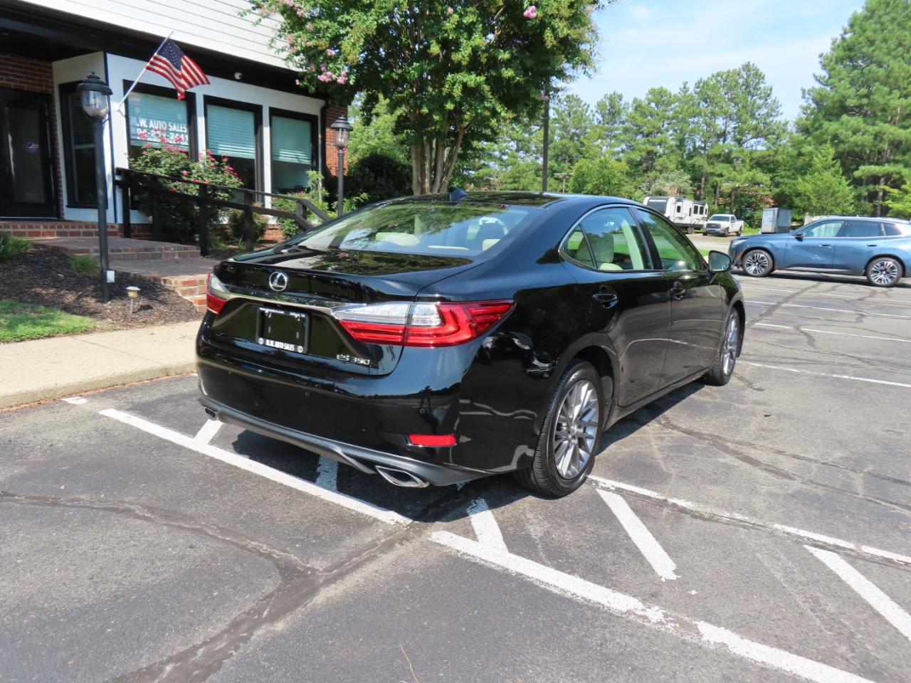 Lexus ES 350 Sedan 2018
