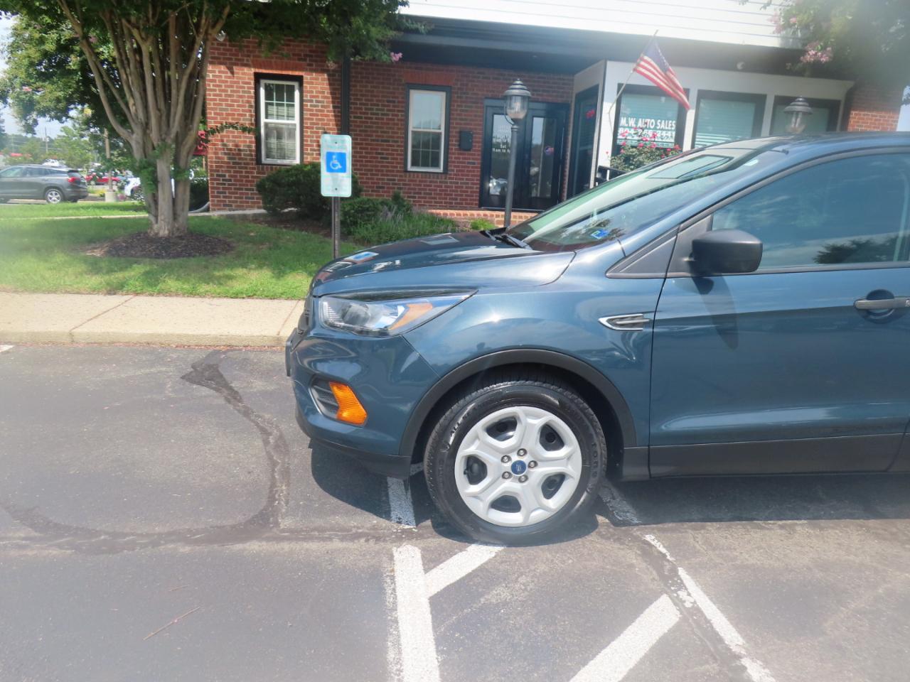 Ford Escape S FWD 2019