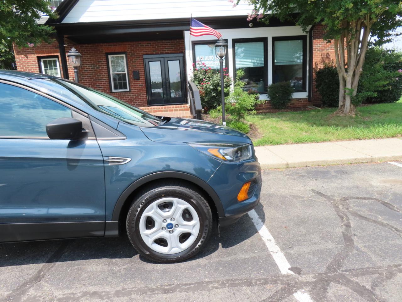 Ford Escape S FWD 2019