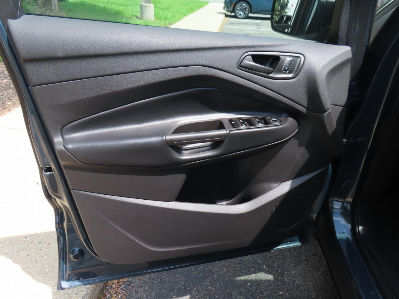 Ford Escape S FWD 2019