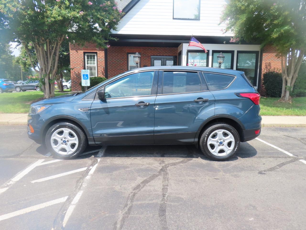 Ford Escape S FWD 2019