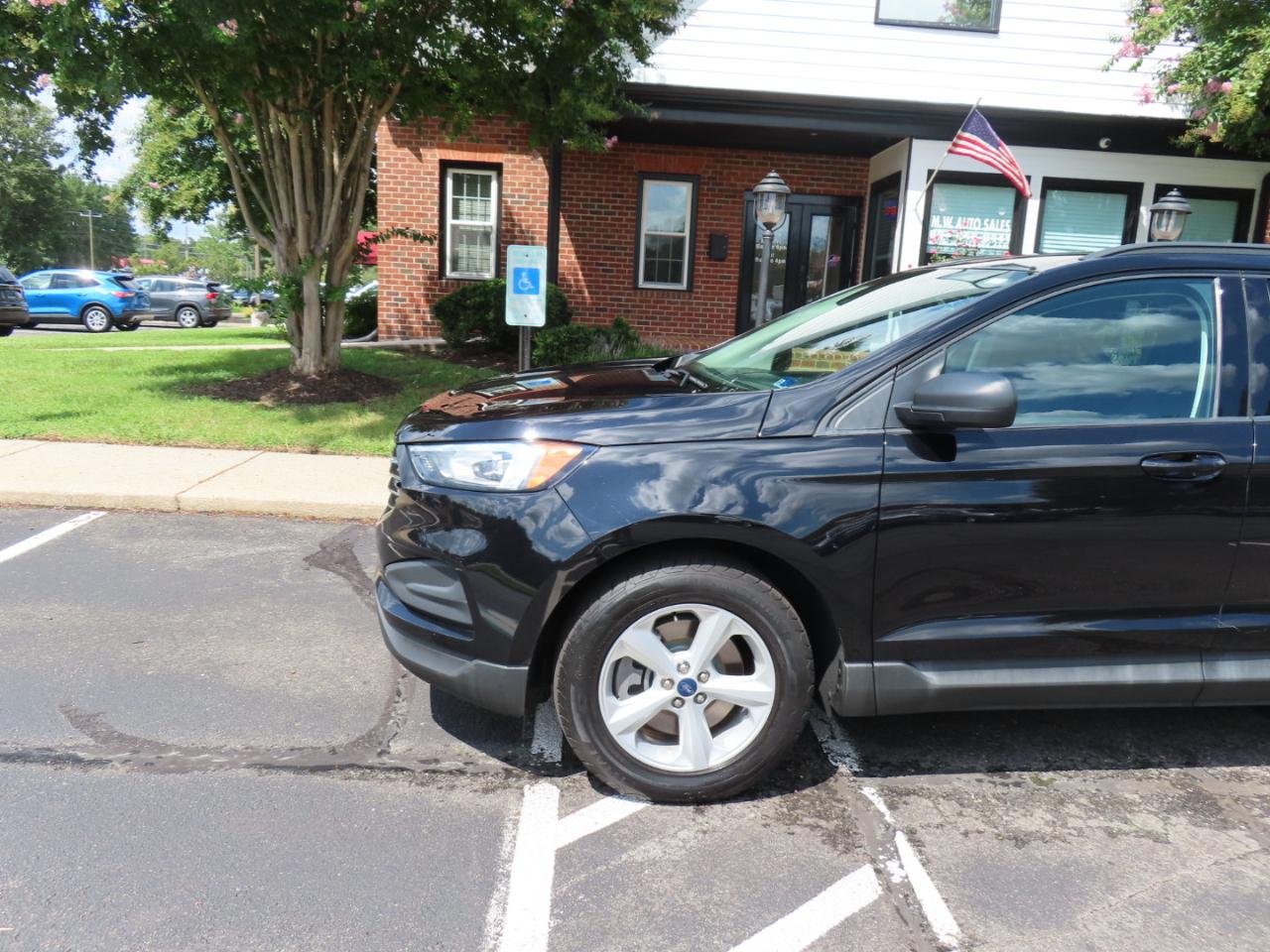 Ford Edge SE FWD 2021