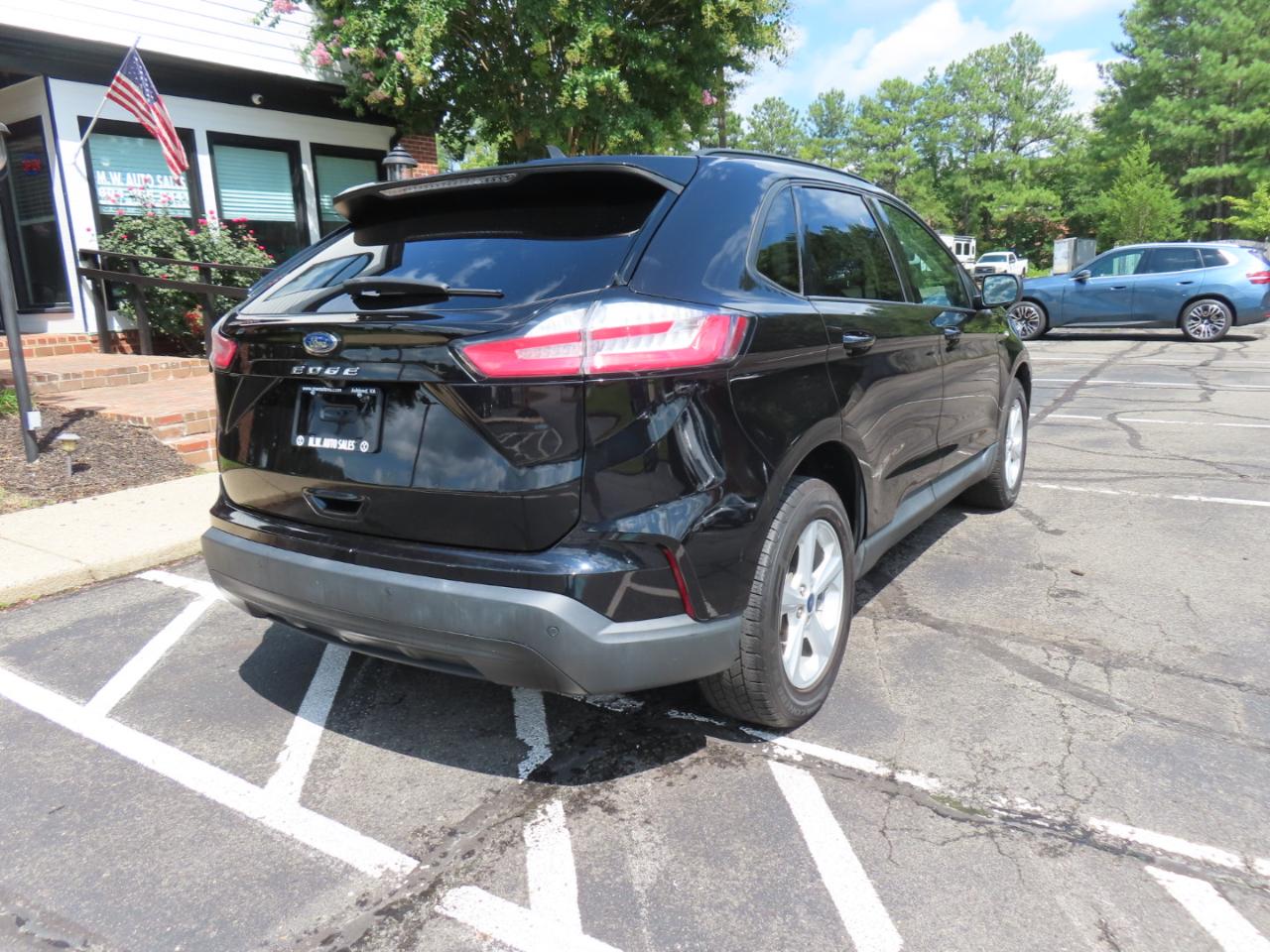 Ford Edge SE FWD 2021