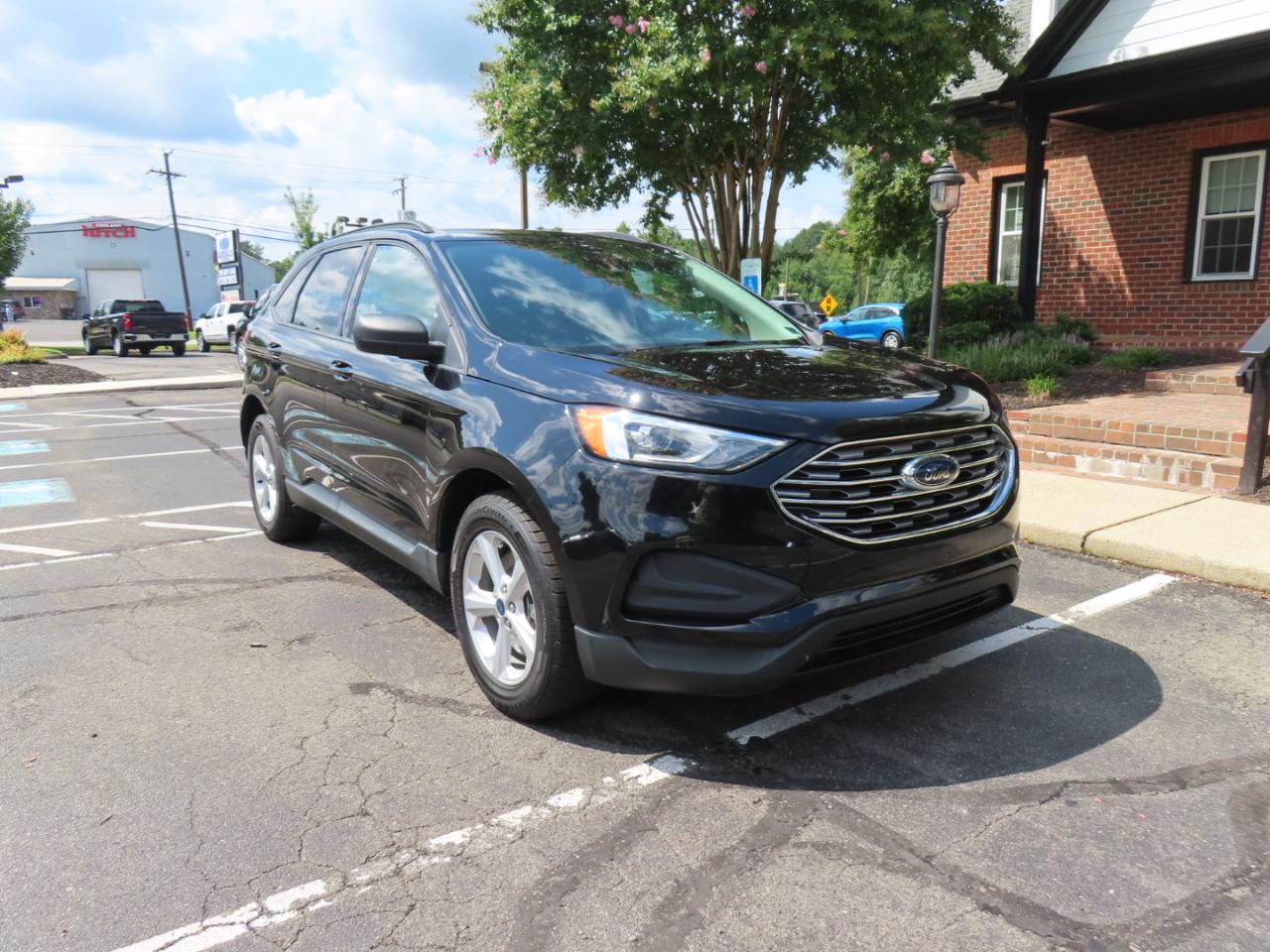 Ford Edge SE FWD 2021