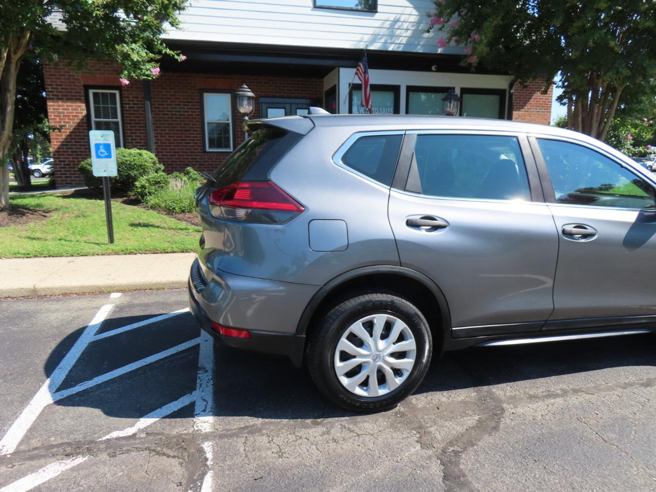 Nissan Rogue SV AWD 2018