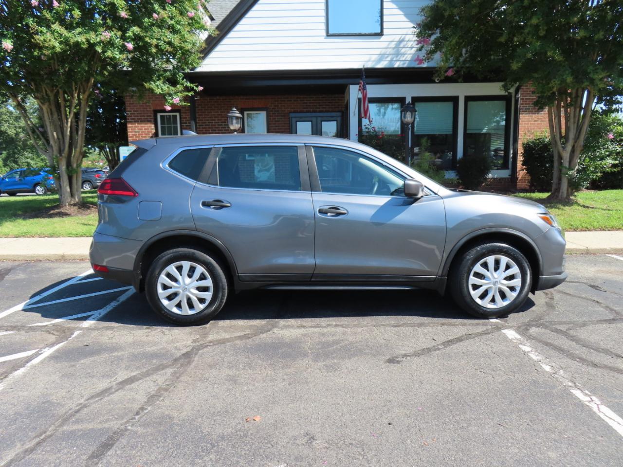 Nissan Rogue SV AWD 2018