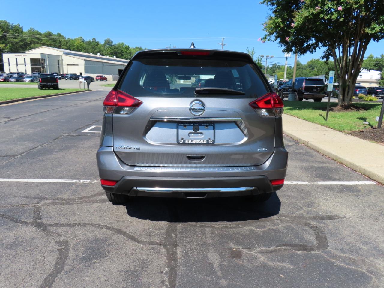 Nissan Rogue SV AWD 2018