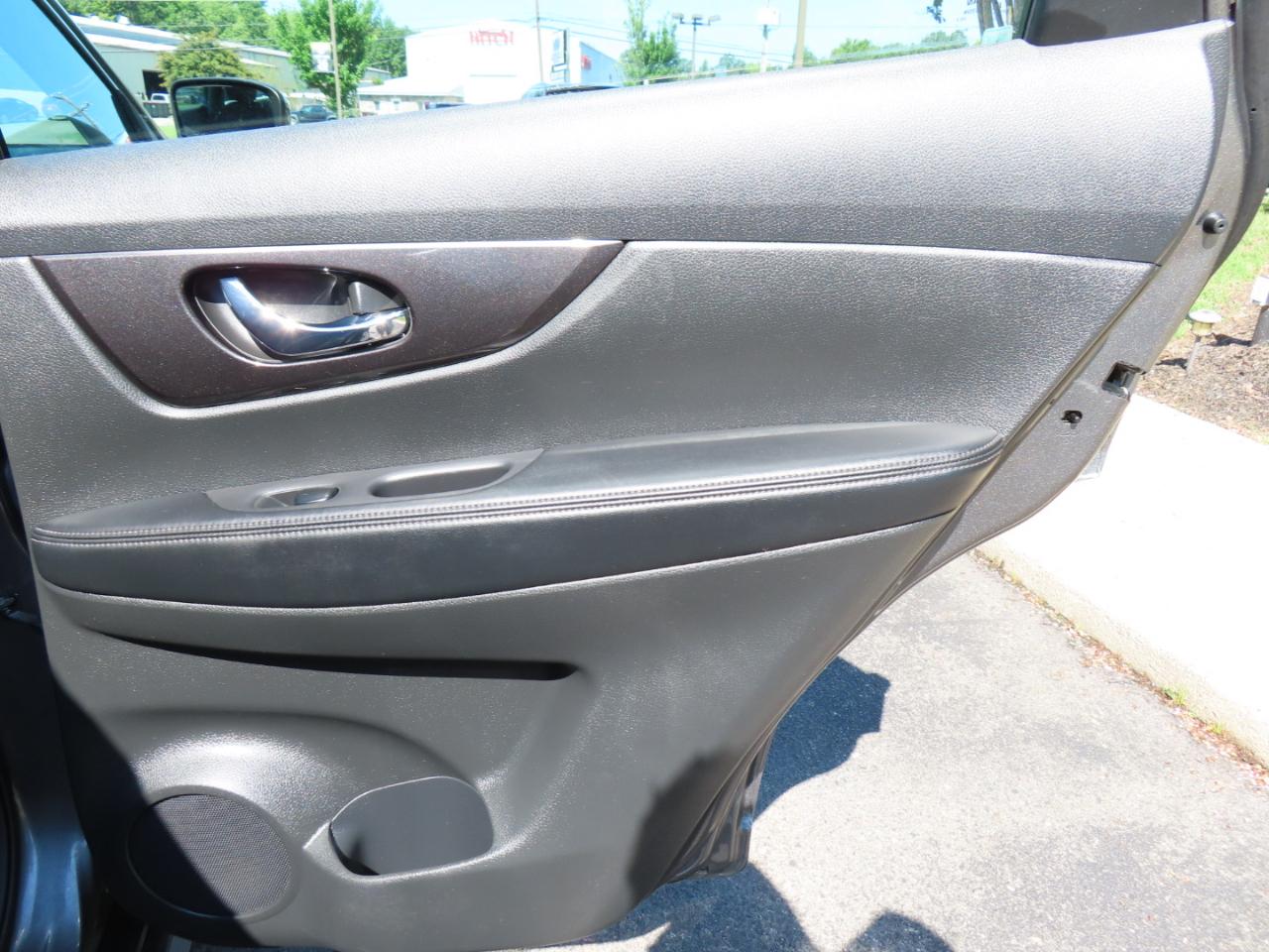 Nissan Rogue SV AWD 2018