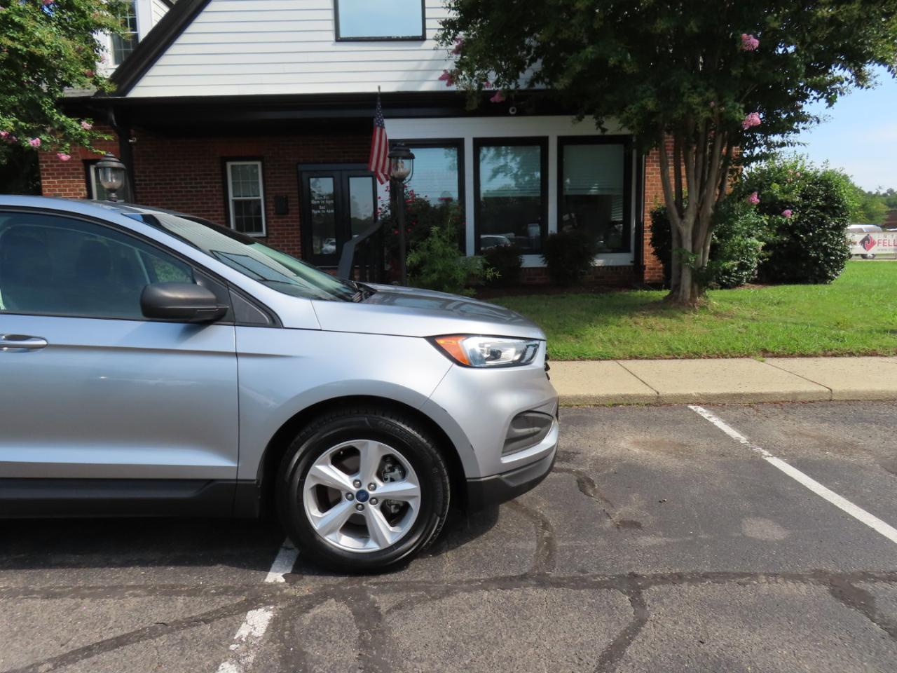 Ford Edge SE FWD 2020