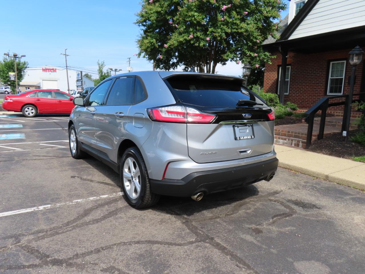 Ford Edge SE FWD 2020