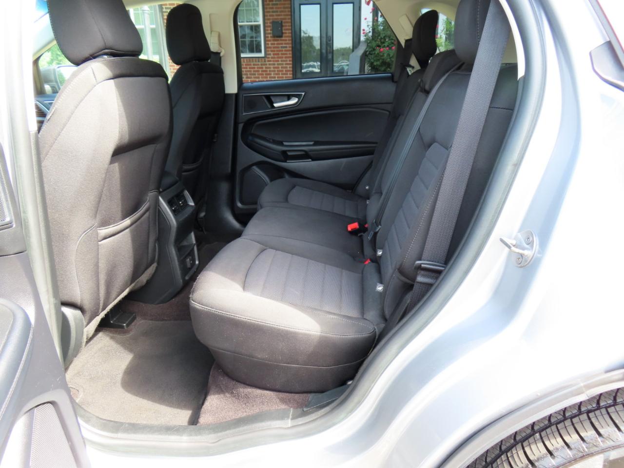 Ford Edge SE FWD 2020