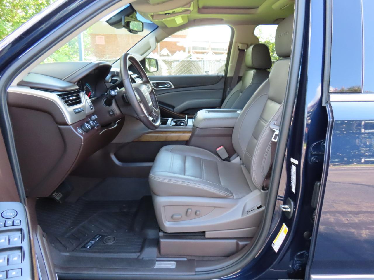 GMC Yukon Denali 4WD 2019