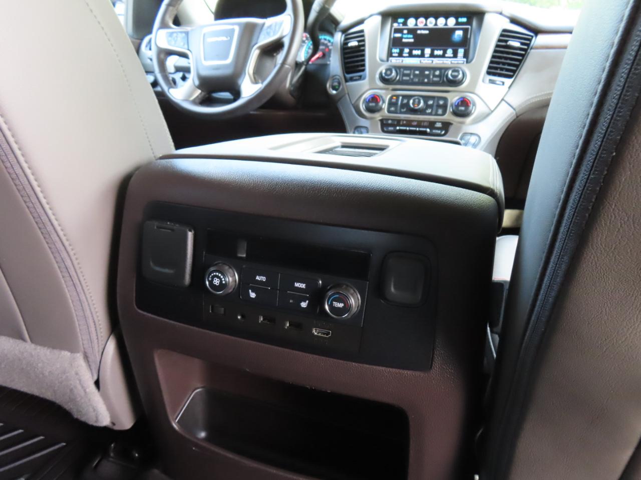 GMC Yukon Denali 4WD 2019