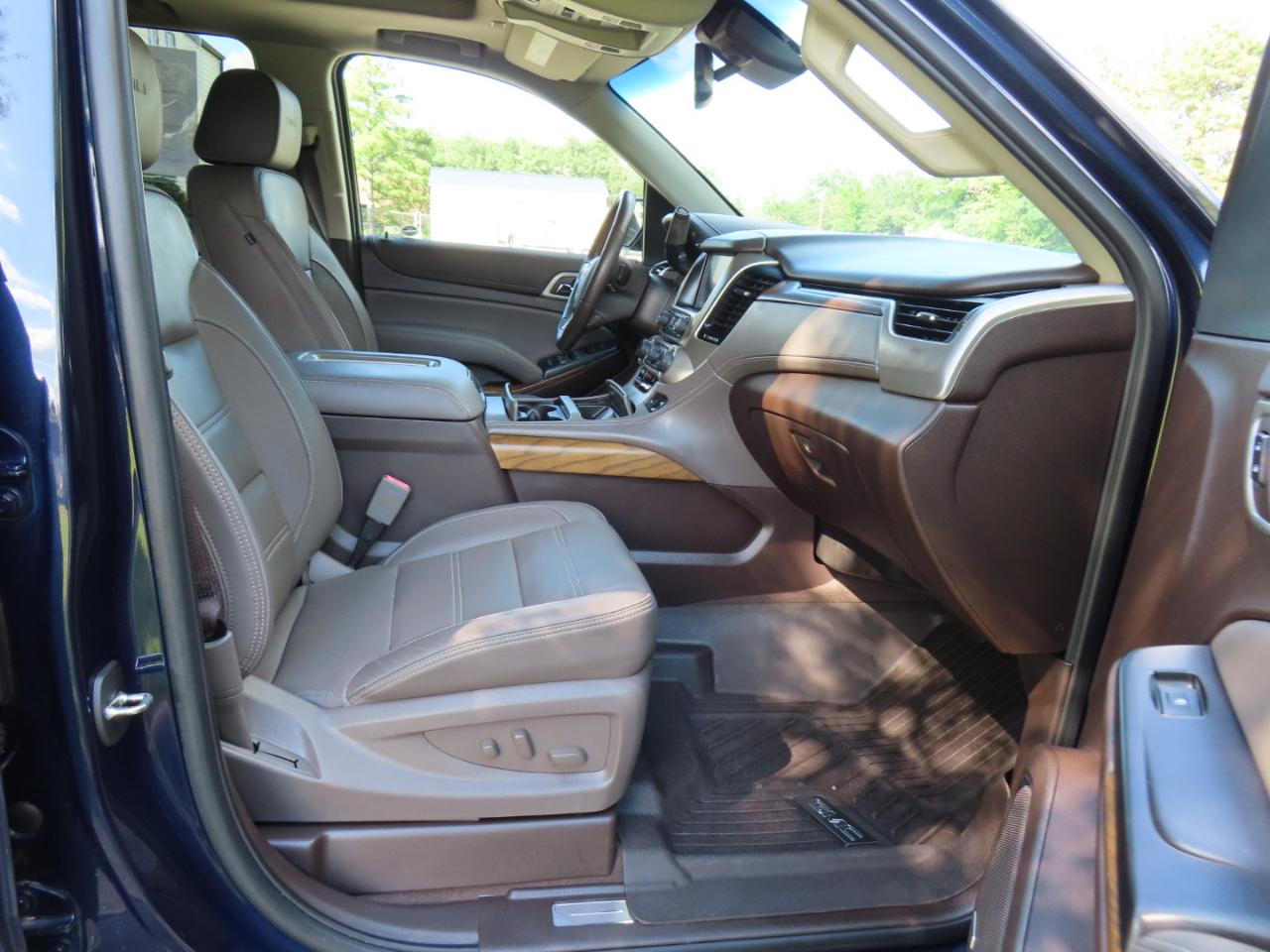 GMC Yukon Denali 4WD 2019