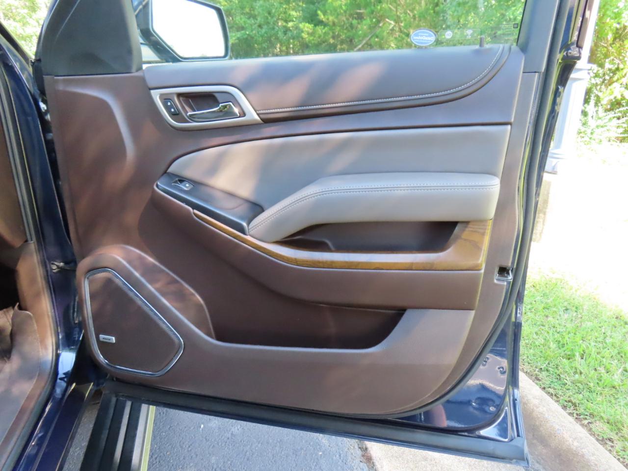 GMC Yukon Denali 4WD 2019