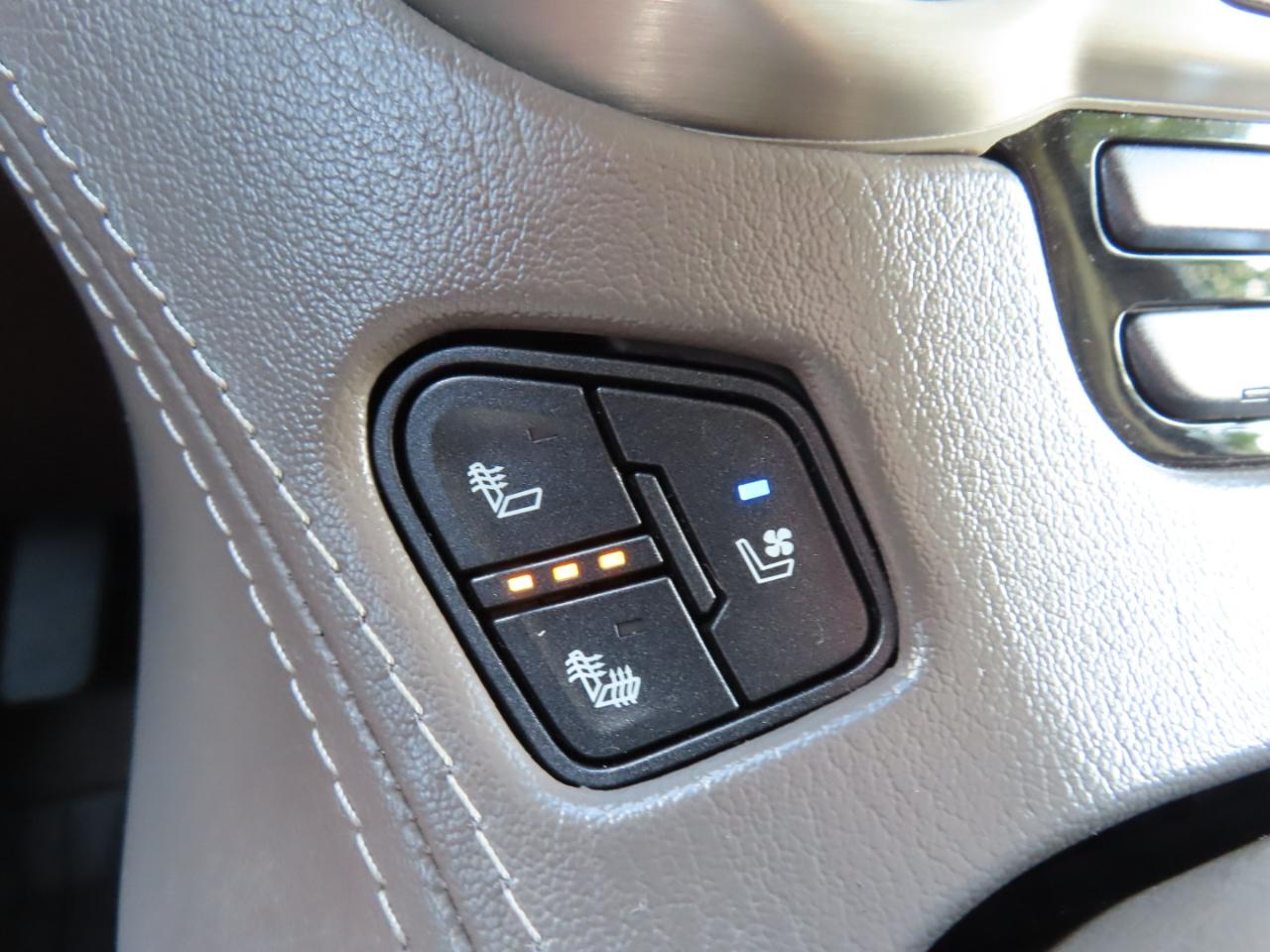 GMC Yukon Denali 4WD 2019
