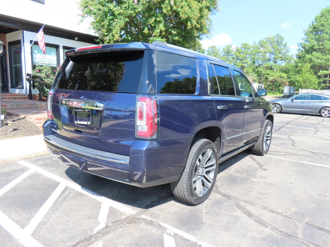 GMC Yukon Denali 4WD 2019