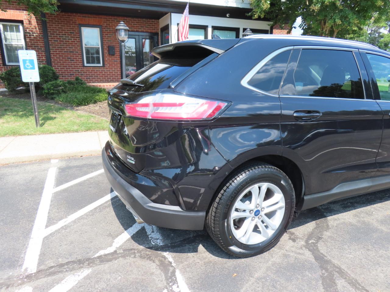 Ford Edge SEL FWD 2019