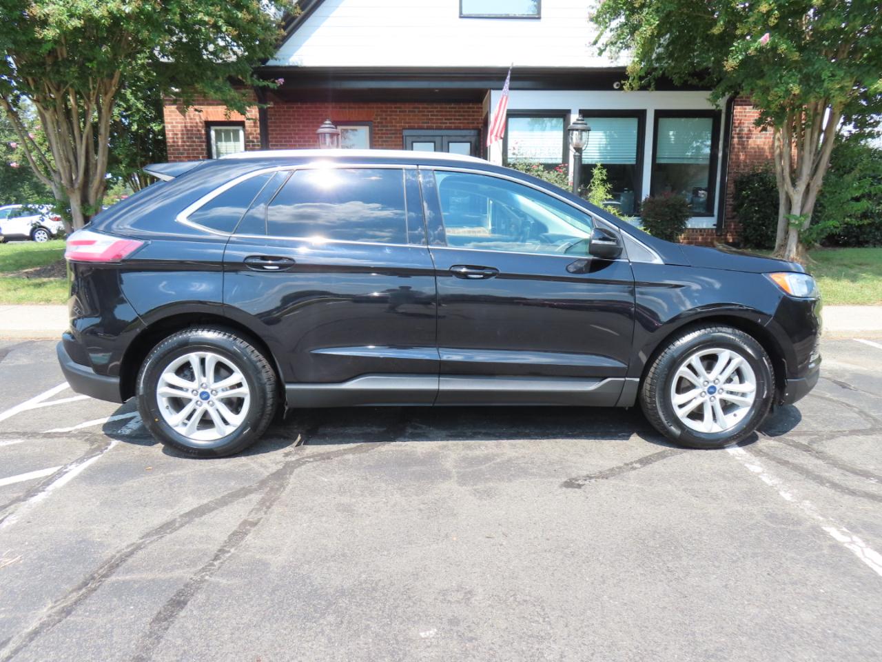 Ford Edge SEL FWD 2019