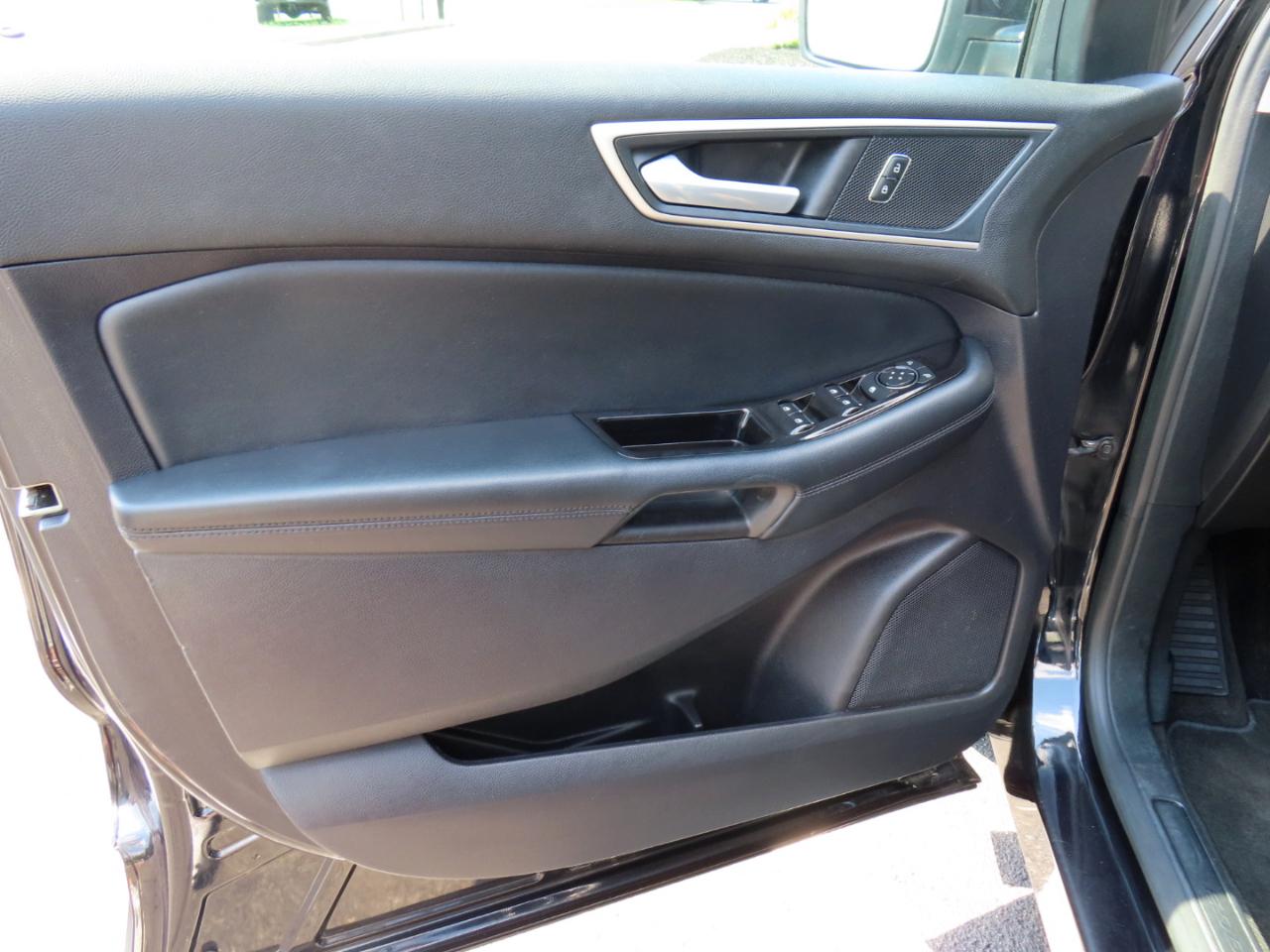 Ford Edge SEL FWD 2019