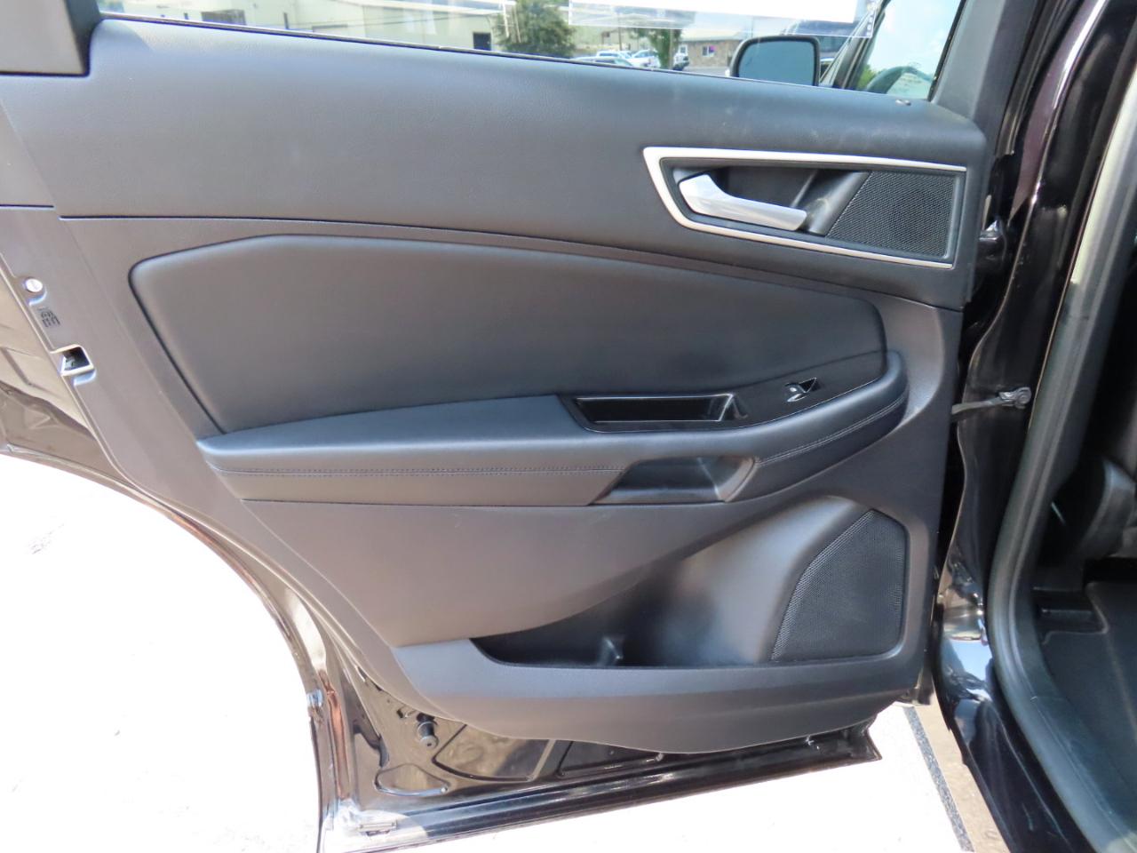 Ford Edge SEL FWD 2019
