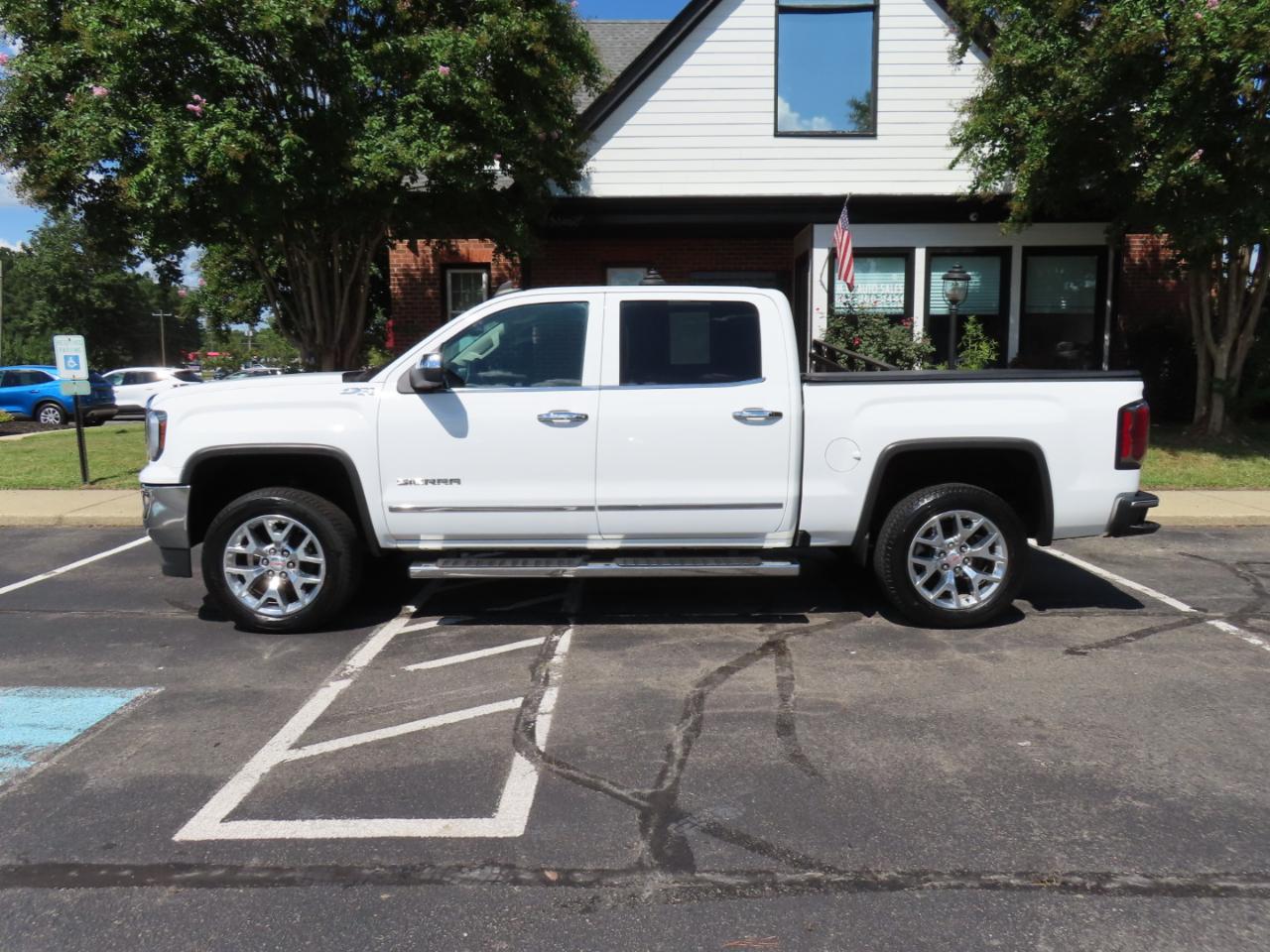 GMC Sierra 1500 SLT Crew Cab Short Box 4WD 2017