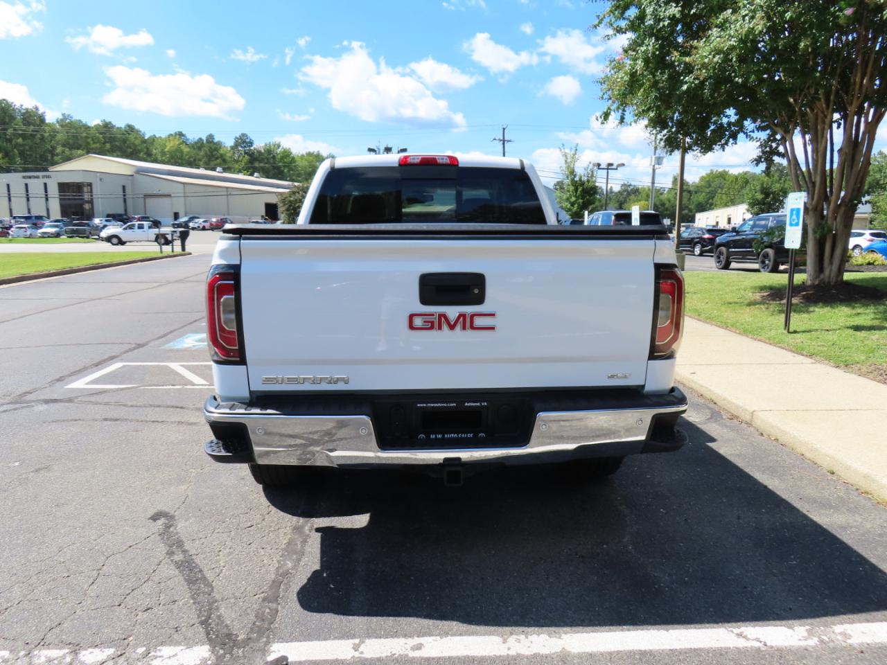 GMC Sierra 1500 SLT Crew Cab Short Box 4WD 2017