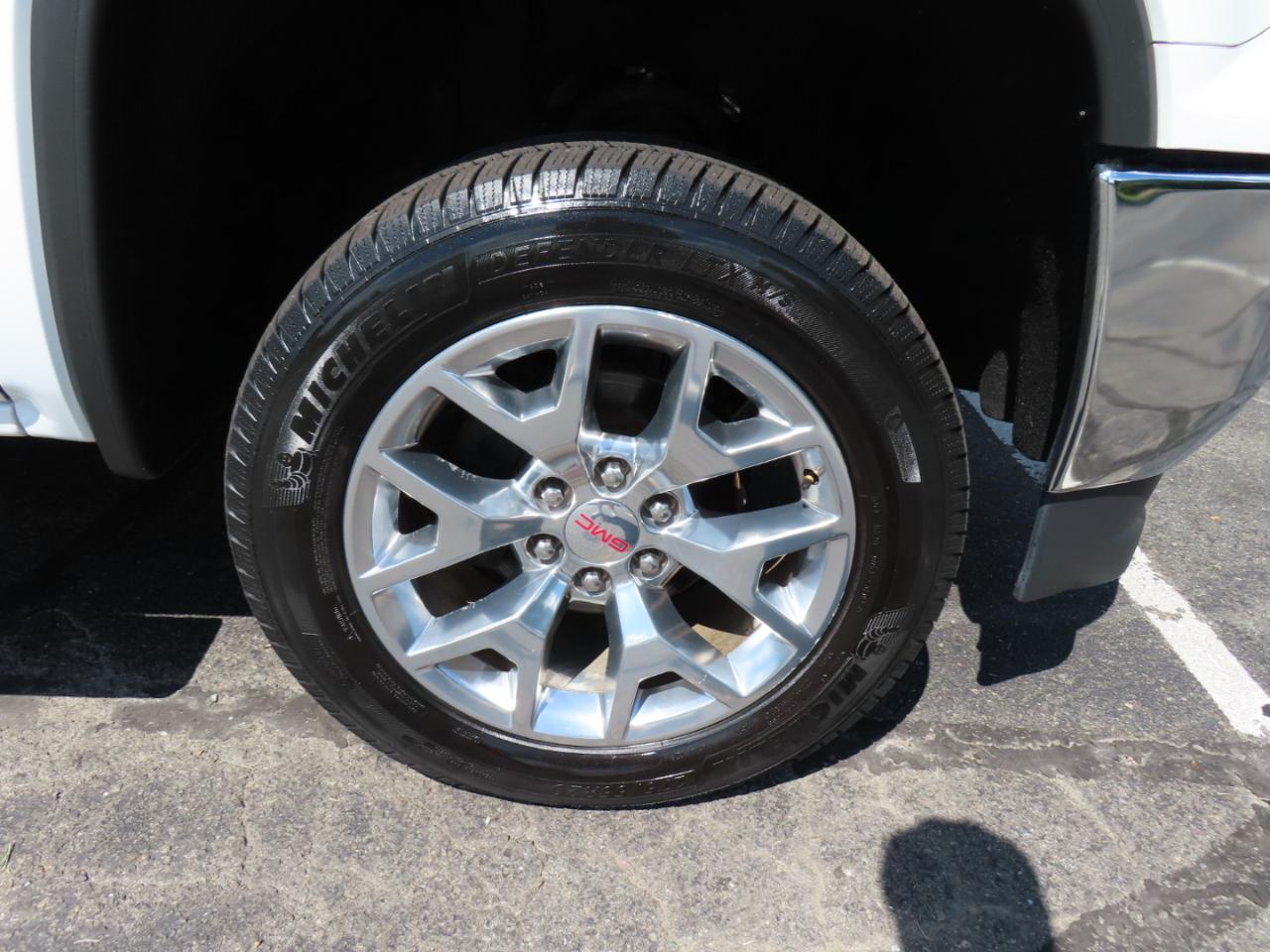 GMC Sierra 1500 SLT Crew Cab Short Box 4WD 2017