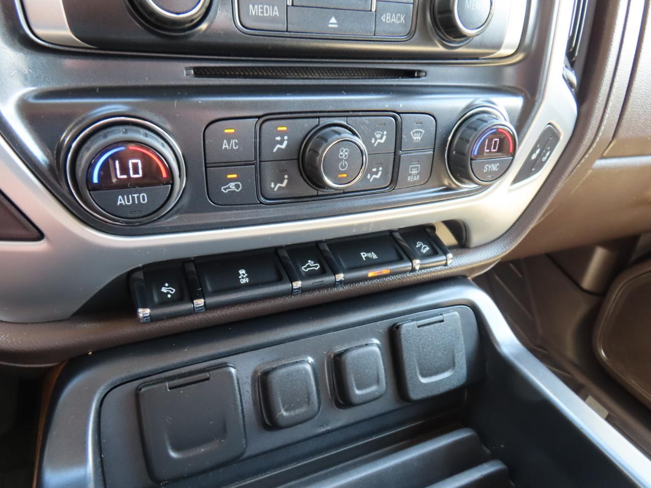 GMC Sierra 1500 SLT Crew Cab Short Box 4WD 2017