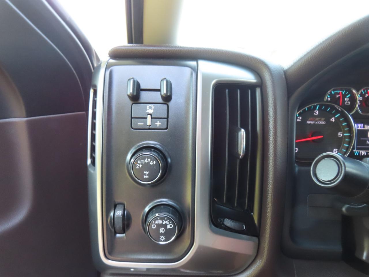 Chevrolet Silverado 1500 LT Double Cab 4WD 2017