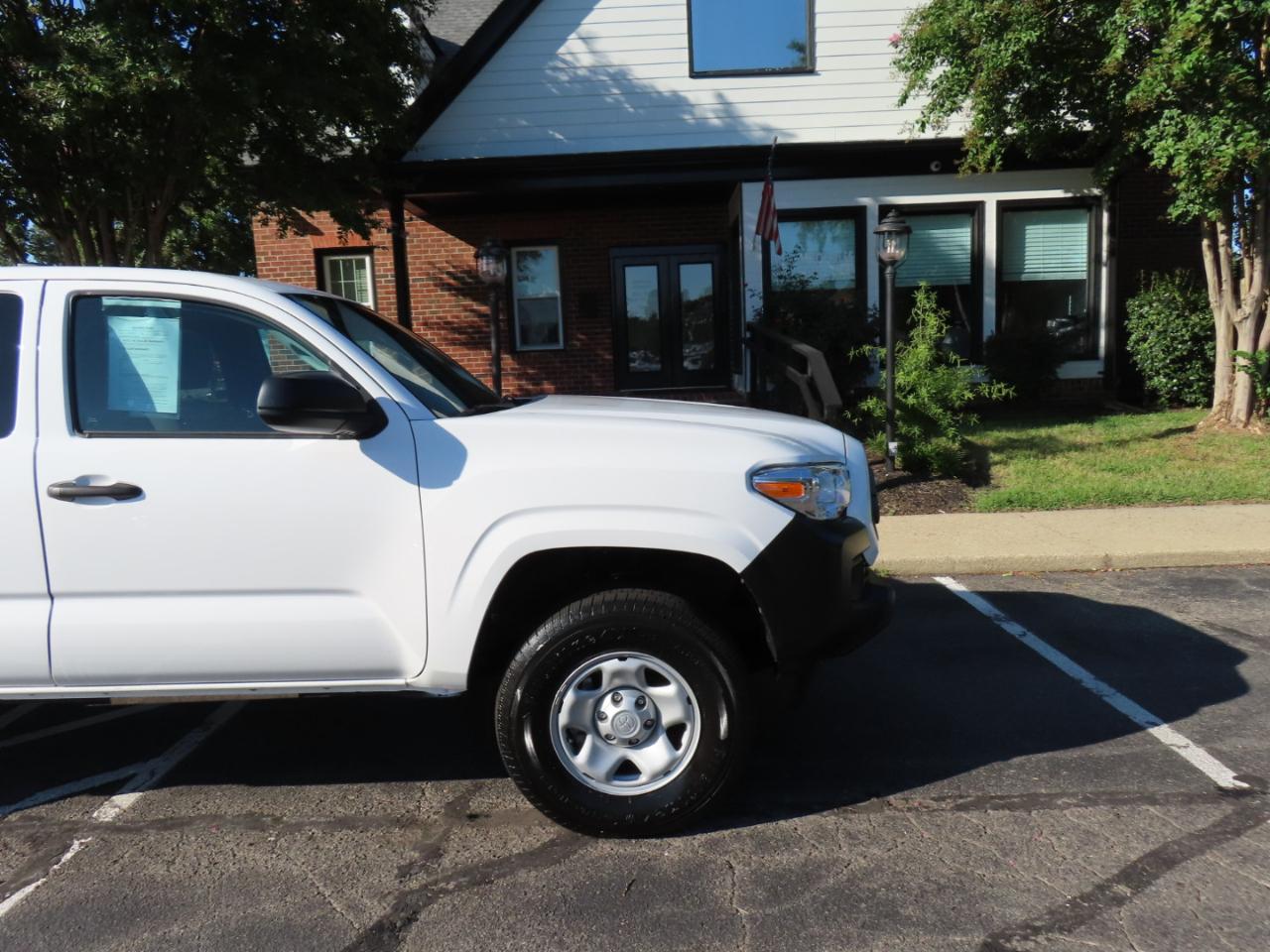 Toyota Tacoma SR5 Access Cab I4 6AT 2WD 2022