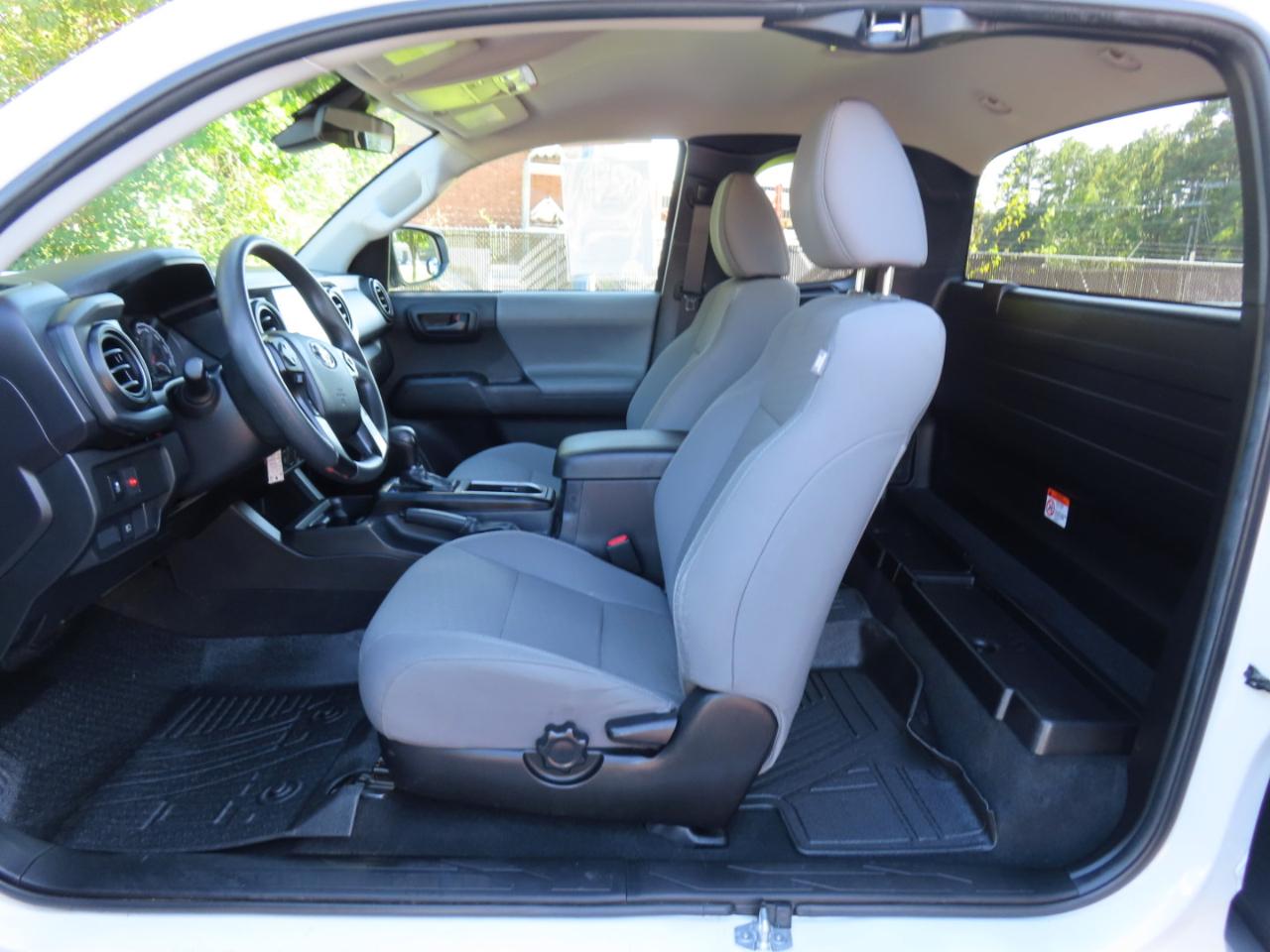 Toyota Tacoma SR5 Access Cab I4 6AT 2WD 2022