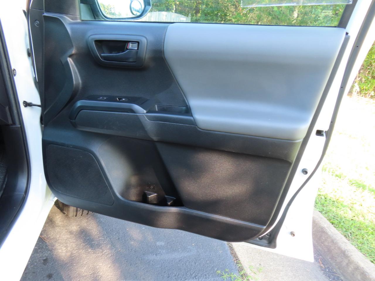 Toyota Tacoma SR5 Access Cab I4 6AT 2WD 2022